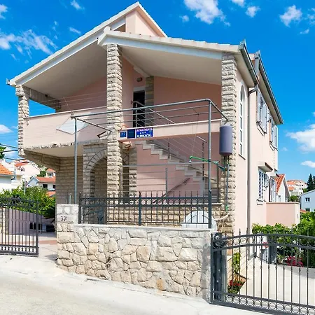 Prkacin Daire Trogir