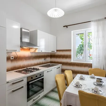 Apartmani Prkacin Trogir