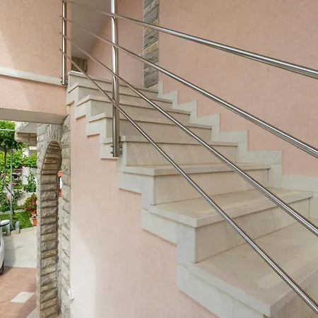 Apartmani Prkacin * Trogir