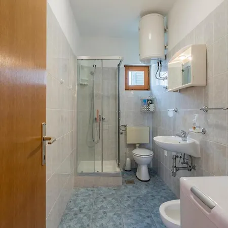Apartmani Prkacin Apartman *