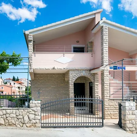 Apartmani Prkacin Apartman