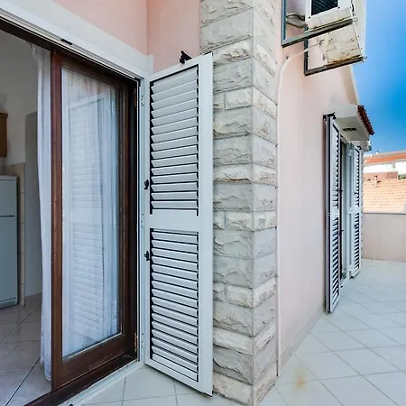 Apartmani Prkacin Trogir